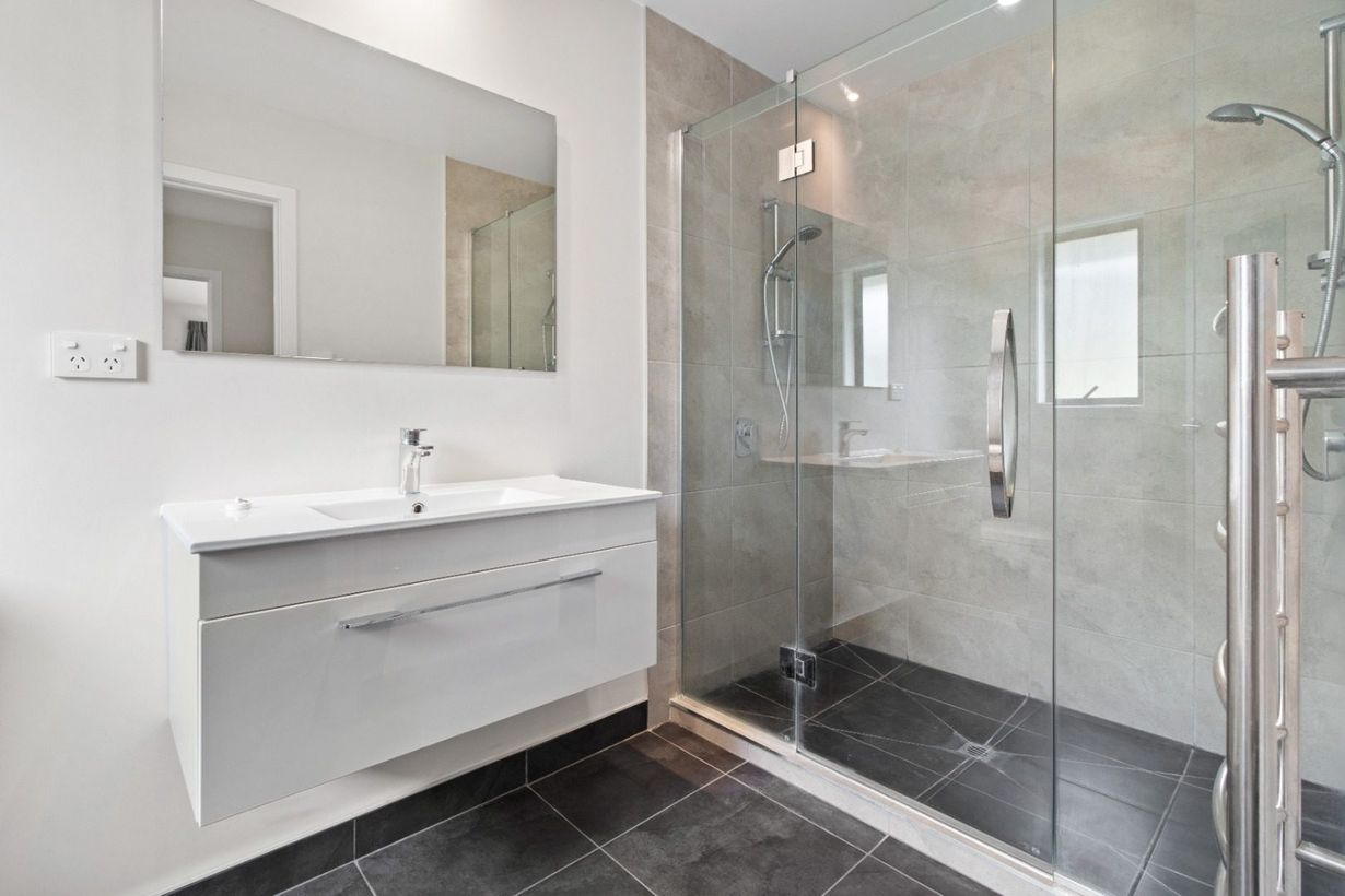 masterbathroom.jpg